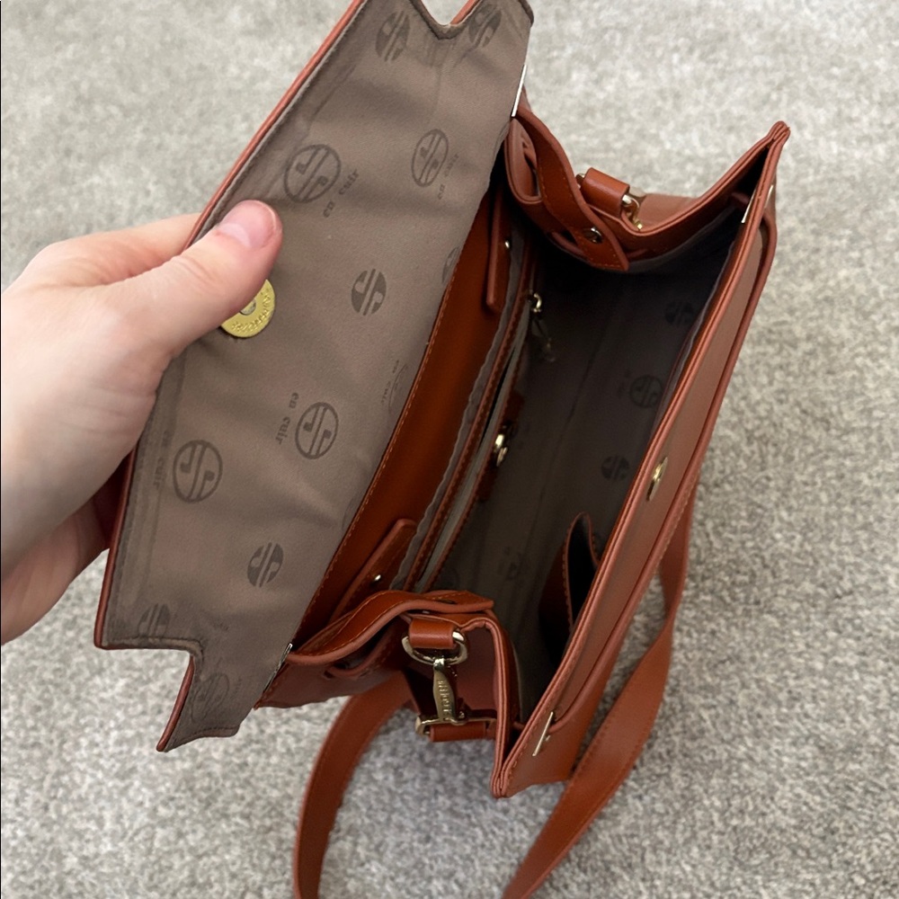 Segolene en Cuir Tan Faux Leather Handbag - Picture 7 of 13